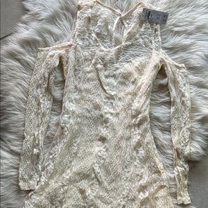 ☕️LACE COLD SHOULDER DRESS👝